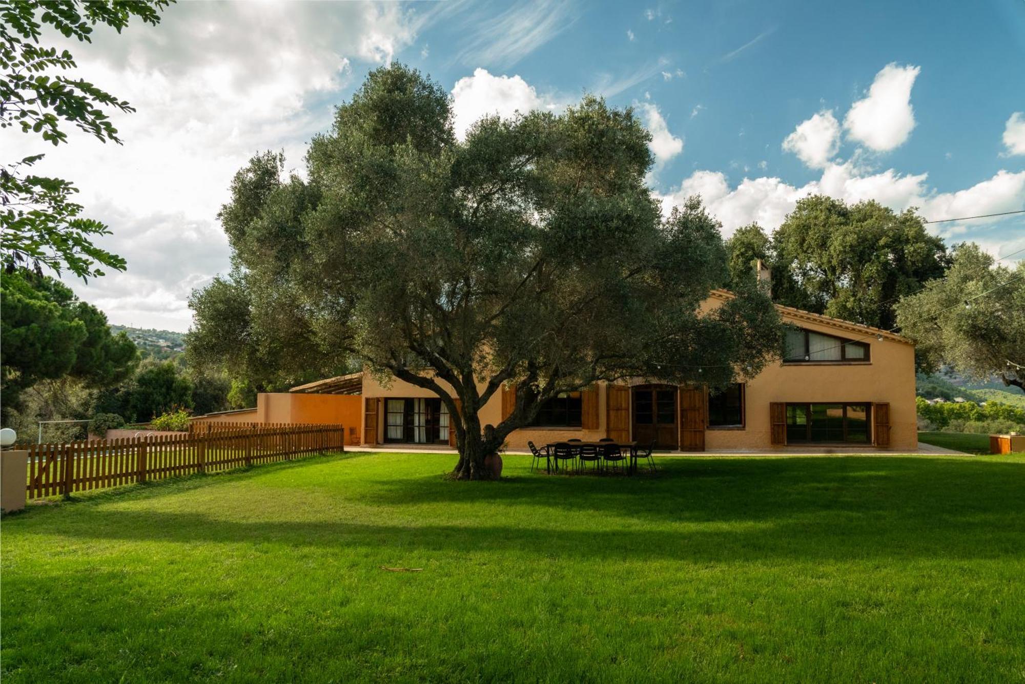 Casa Rural El Bruguer Vell Santa Eulalia de Ronsaná Exterior photo